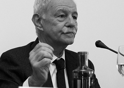 Eduardo Mendoza