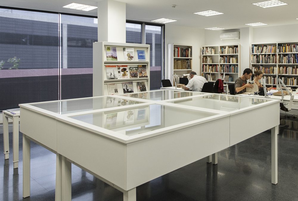 Relats amb història