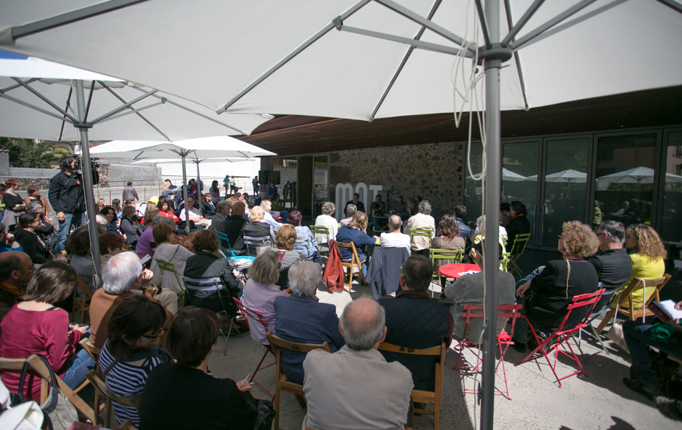 El Ver-MOT d'Olot seguirà celebrant-se a la plaça del Teatre.